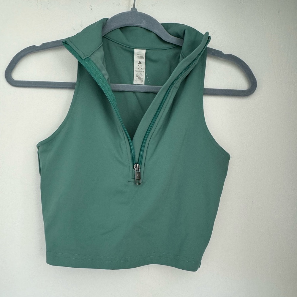 Vitality workout top